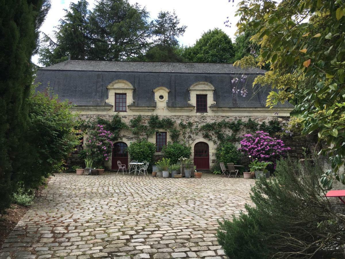 Manoir De La Groye Hotel Saint-Saturnin-sur-Loire Екстериор снимка