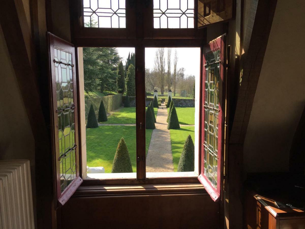 Manoir De La Groye Hotel Saint-Saturnin-sur-Loire Екстериор снимка