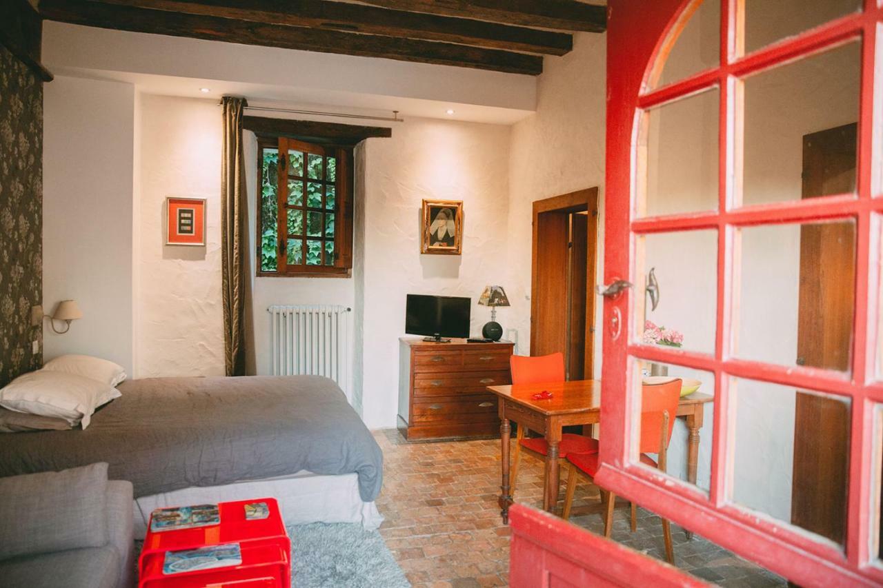 Manoir De La Groye Hotel Saint-Saturnin-sur-Loire Екстериор снимка